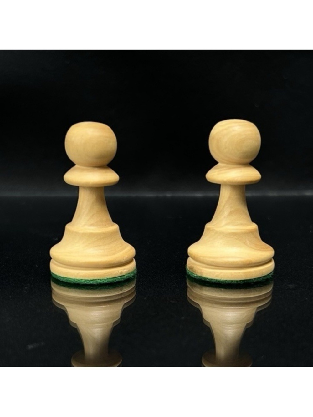 Grandmaster Wooden Chess Piece 70s Felt 1.5" Pawns x2 White From France